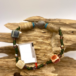 Vòng trầm phối đá Carpentry 2.89