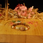 Vòng tay trầm phối đá pure love 96