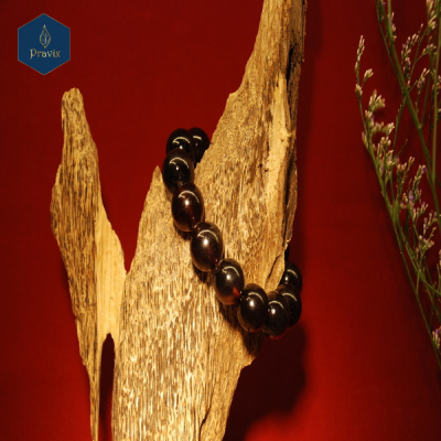 Vòng tay hổ phách nâu