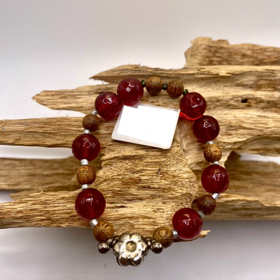 Vòng trầm phối đá Flower.100