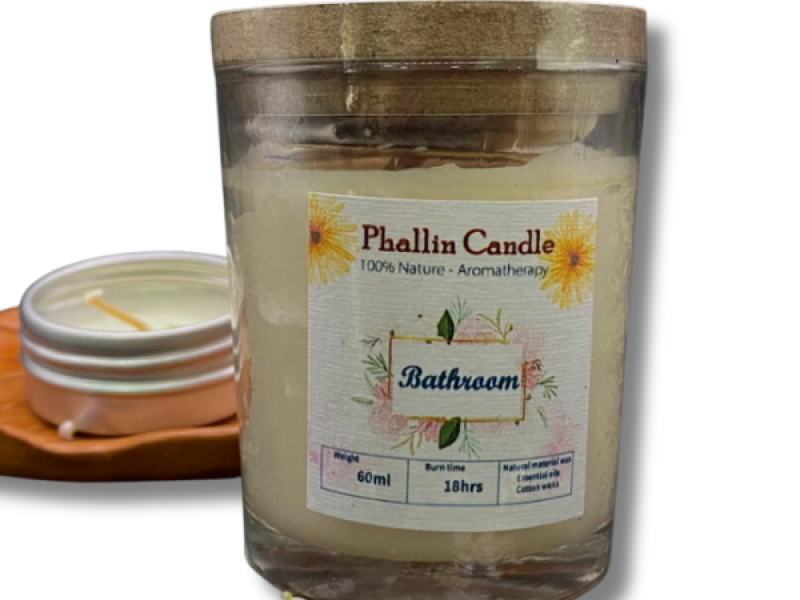 Nến Thơm BATHROOM 2 60ml -  mùi hương kẹo ngọt,  thư giãn khi tắm sau một ngày làm việc.