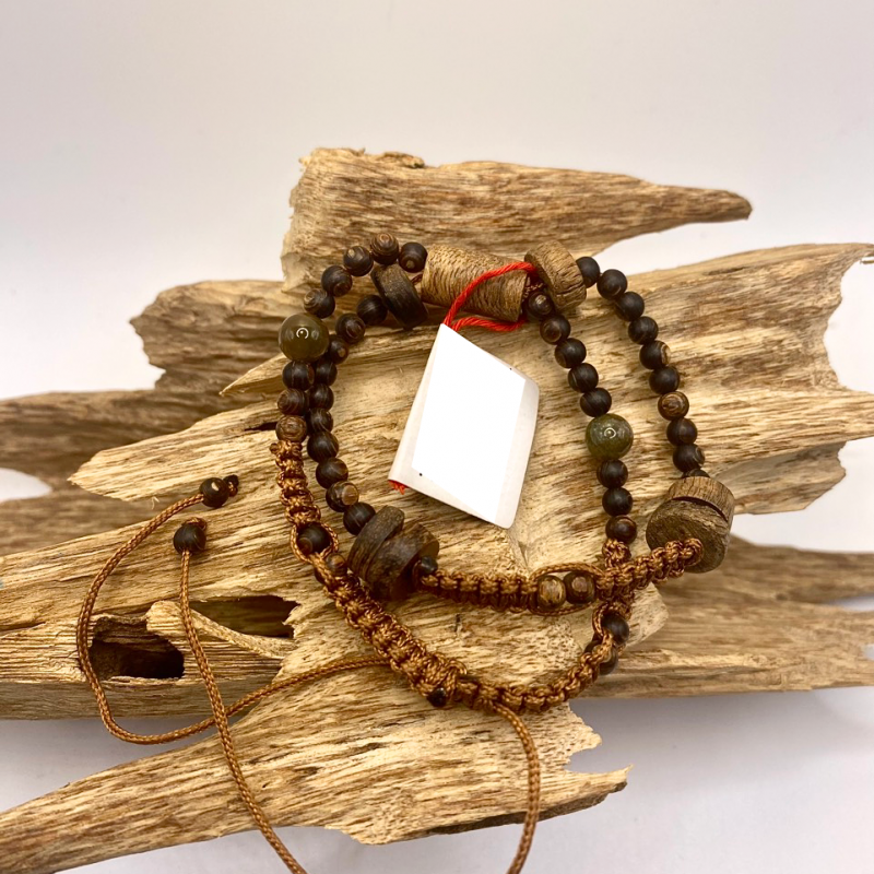 Vòng tay trầm phối đá Như ý 163