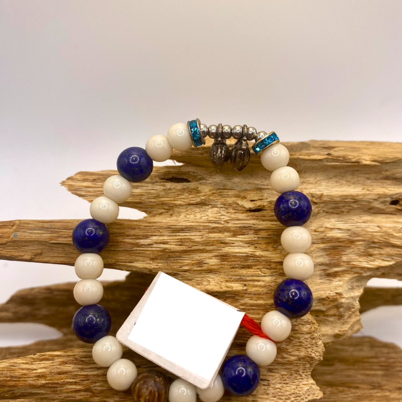 Vòng tay trầm phối đá Young Energy 140